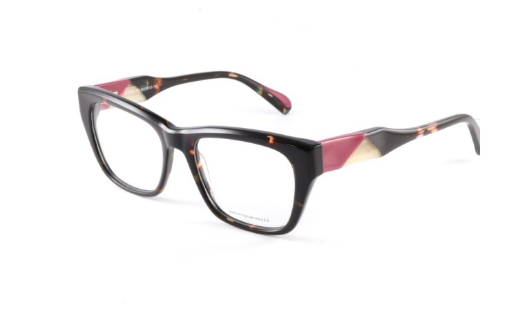ADOLFO DOMINGUEZ modelo 54825 de color 560