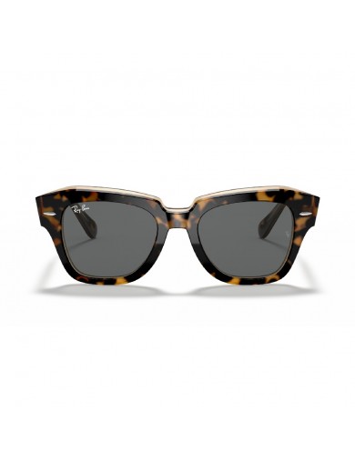 Gafa de sol Ray Ban STATE STREET 2186 en color  901/31