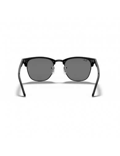 Gafa de sol Ray-Ban Clubmaster 3016 en color 1305B1